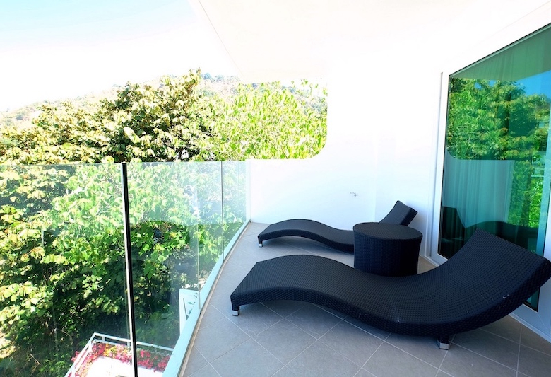 Сдается в аренду двухкомнатная квартира в жилом комплексе Kata Ocean View Residence.