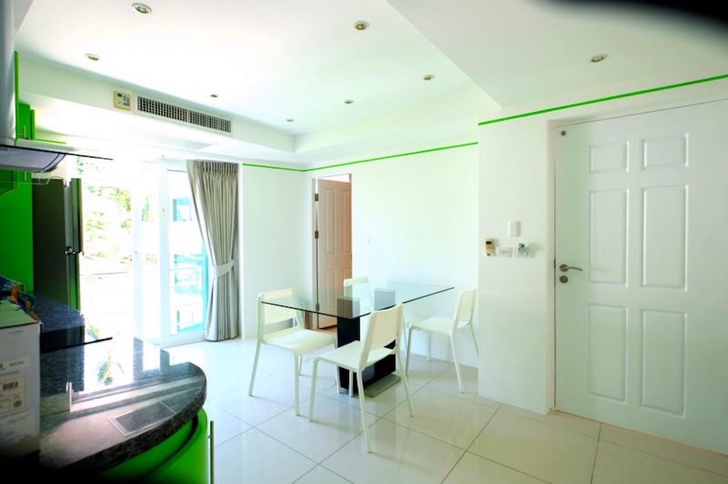 Сдается в аренду двухкомнатная квартира в жилом комплексе Kata Ocean View Residence.