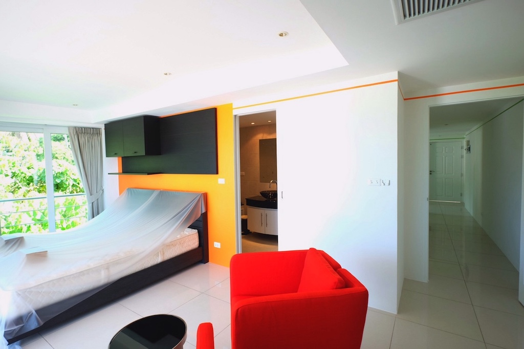 Сдается в аренду двухкомнатная квартира в жилом комплексе Kata Ocean View Residence.
