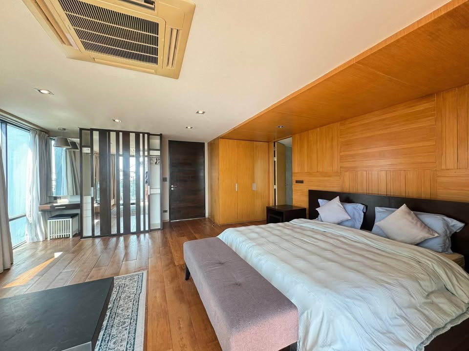 Modern 4-Bedroom Pool Villa for Rent near Rawai Beach