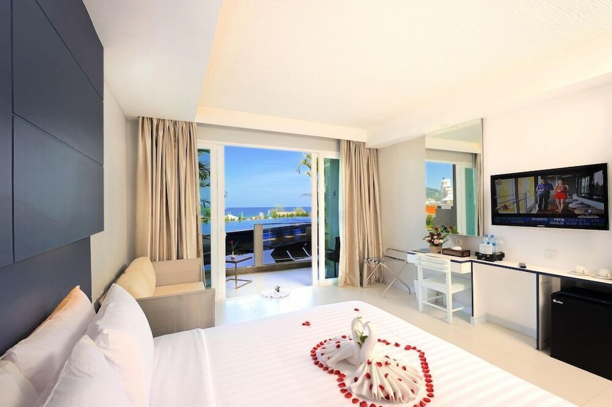 4-Star Sea View Resort for Sale in Patong Phuket | 250 Rooms