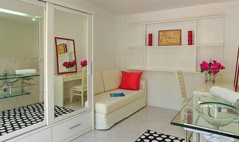5 Bedroom Luxury Villa for Rent in Paklok Near Ao Po Marina