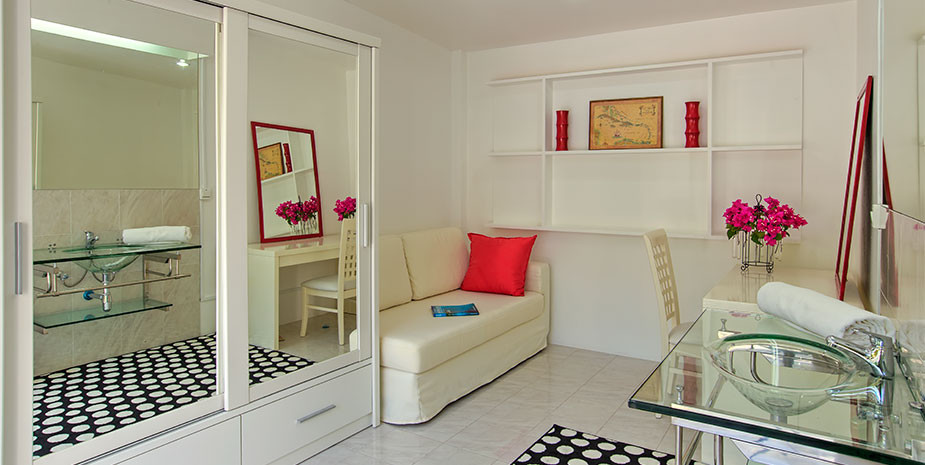 5 Bedroom Luxury Villa for Rent in Paklok Near Ao Po Marina