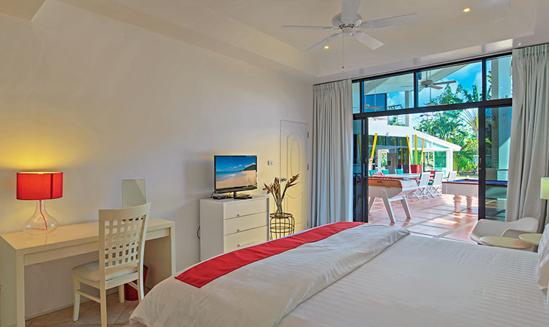 5 Bedroom Luxury Villa for Rent in Paklok Near Ao Po Marina