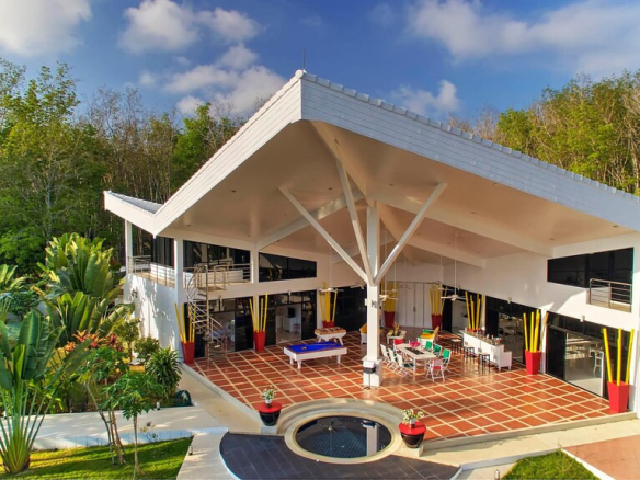 5-villa private estate for sale in Paklok, Phuket