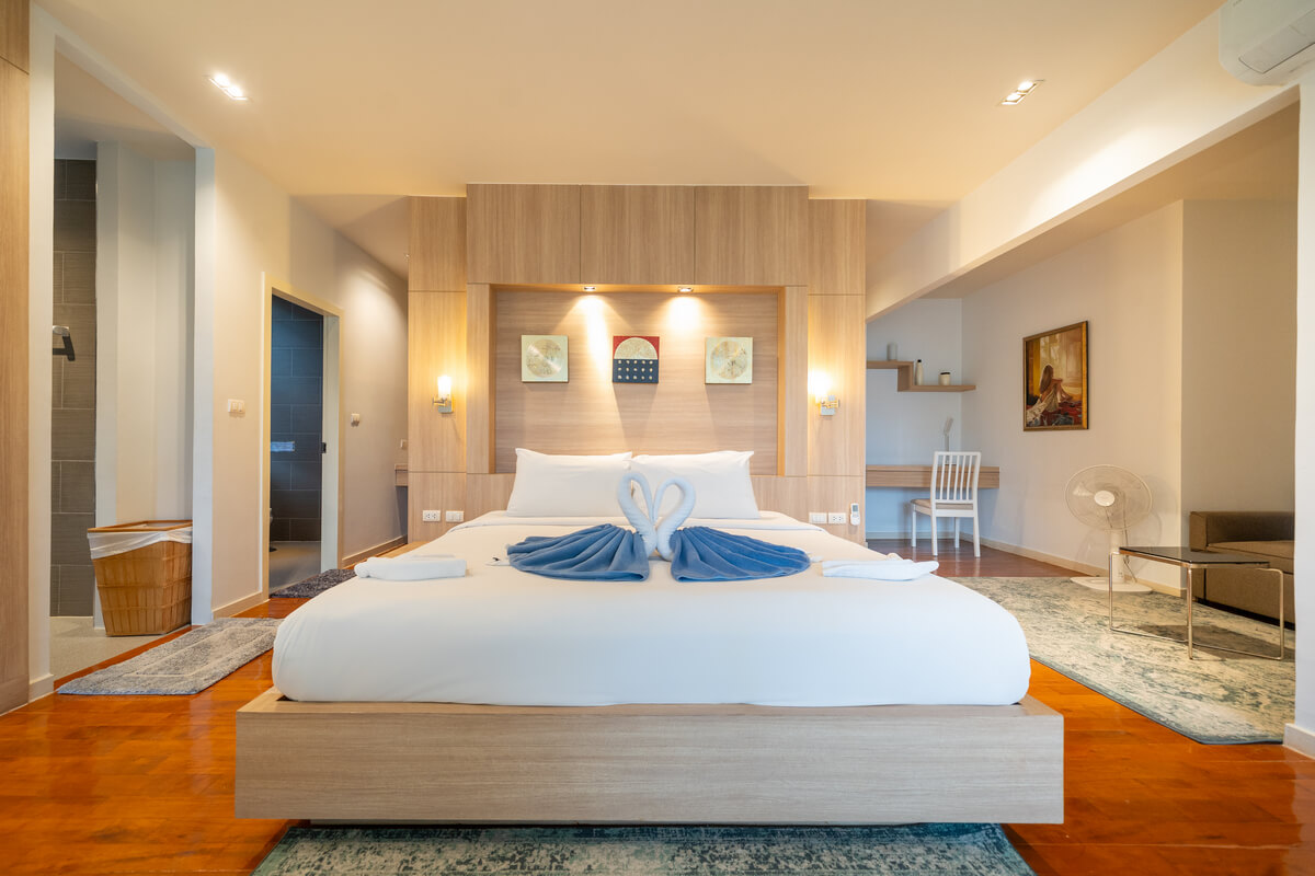 2 Bedroom Foreign Freehold Duplex for Sale at Icon Park Kamala