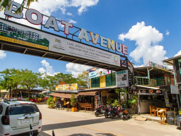 Commercial space in Boat Avenue Cherng Talay Phuket