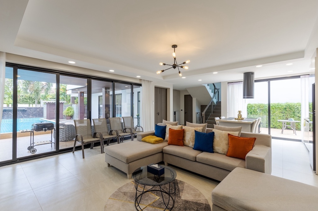 3 Bedroom Pool Villa for Rent at Garden Village Si Sunthon