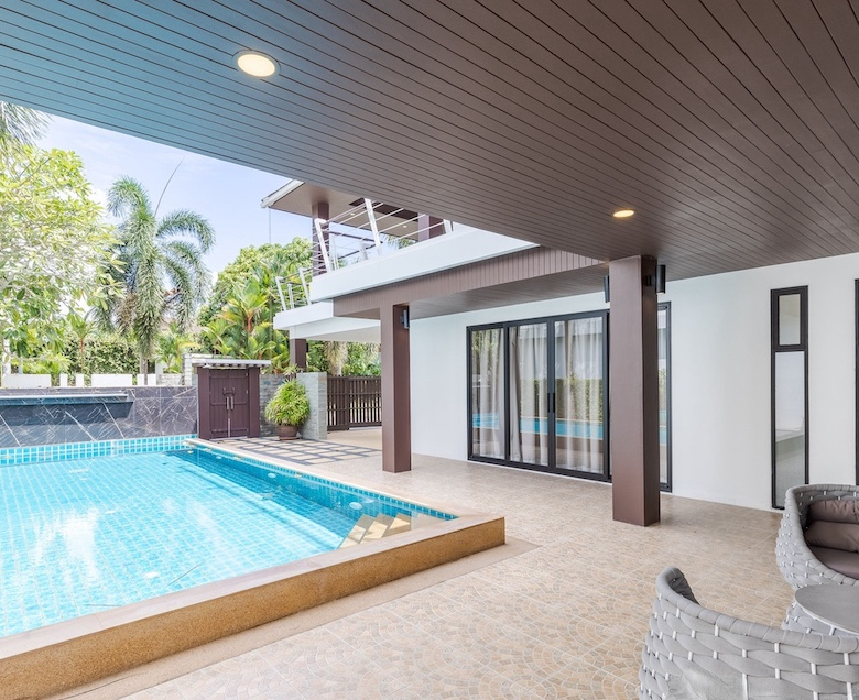 3 Bedroom Pool Villa for Rent at Garden Village Si Sunthon