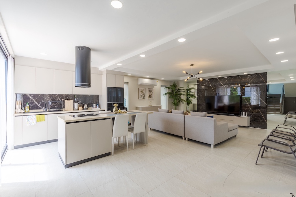 3 Bedroom Pool Villa for Rent at Garden Village Si Sunthon