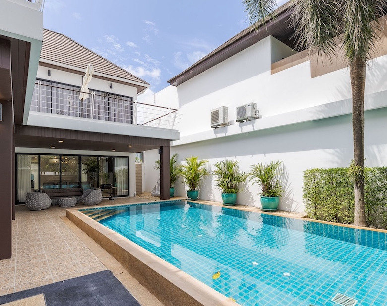 3 Bedroom Pool Villa for Rent at Garden Village Si Sunthon