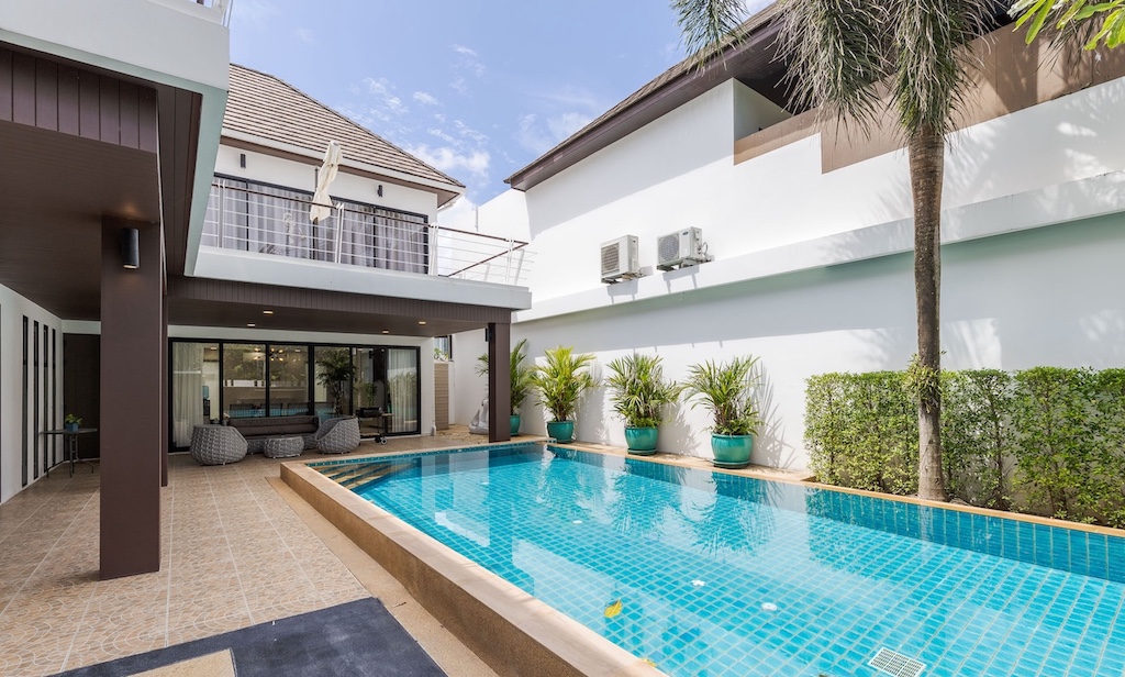 3 Bedroom Pool Villa for Rent at Garden Village Si Sunthon