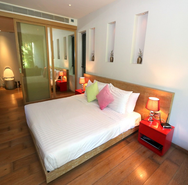 4-Bedroom Sea View Villa for Sale in Layan Phuket at La Colline