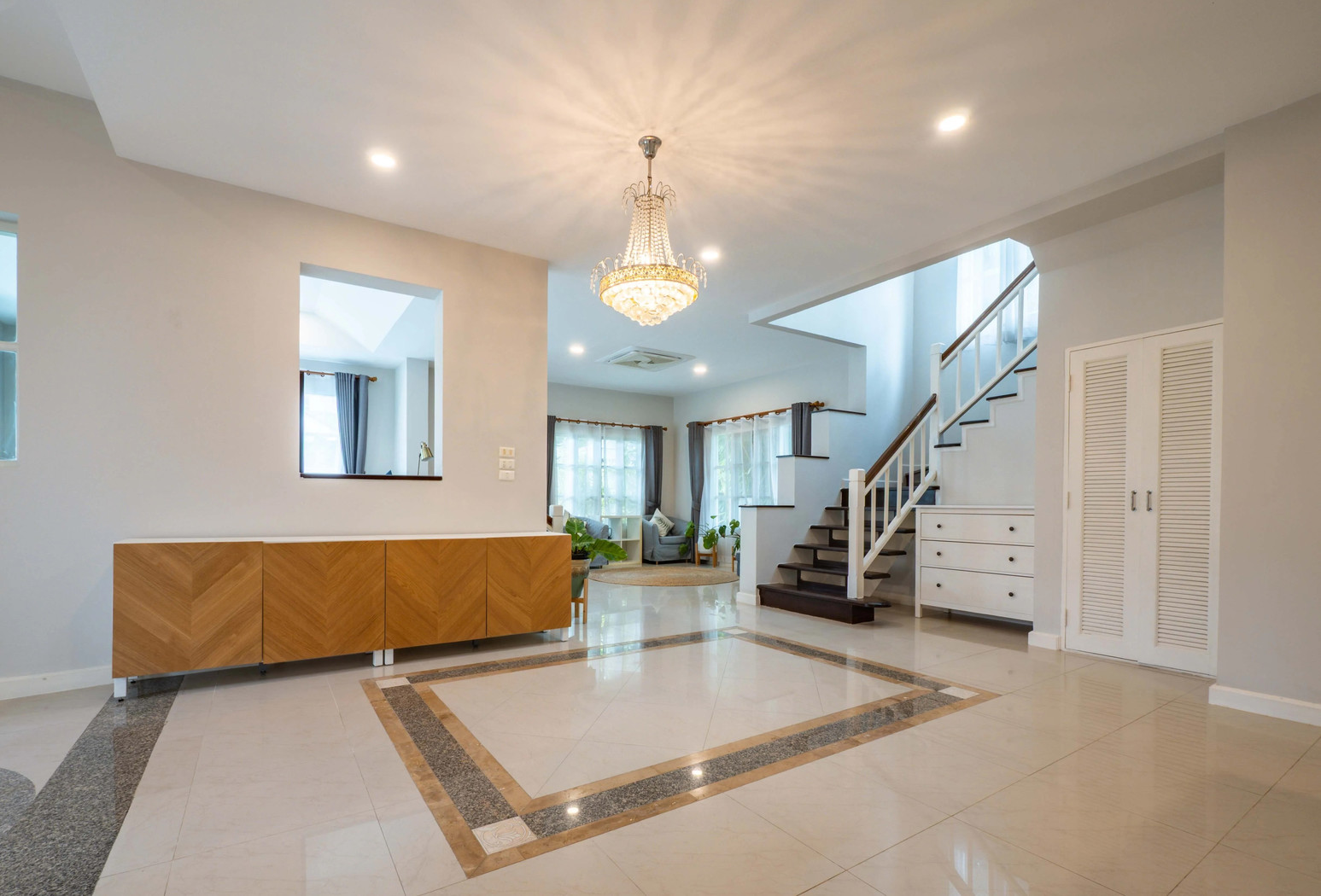 5 Bedroom House for Rent in Chalong at Land and Houses Park