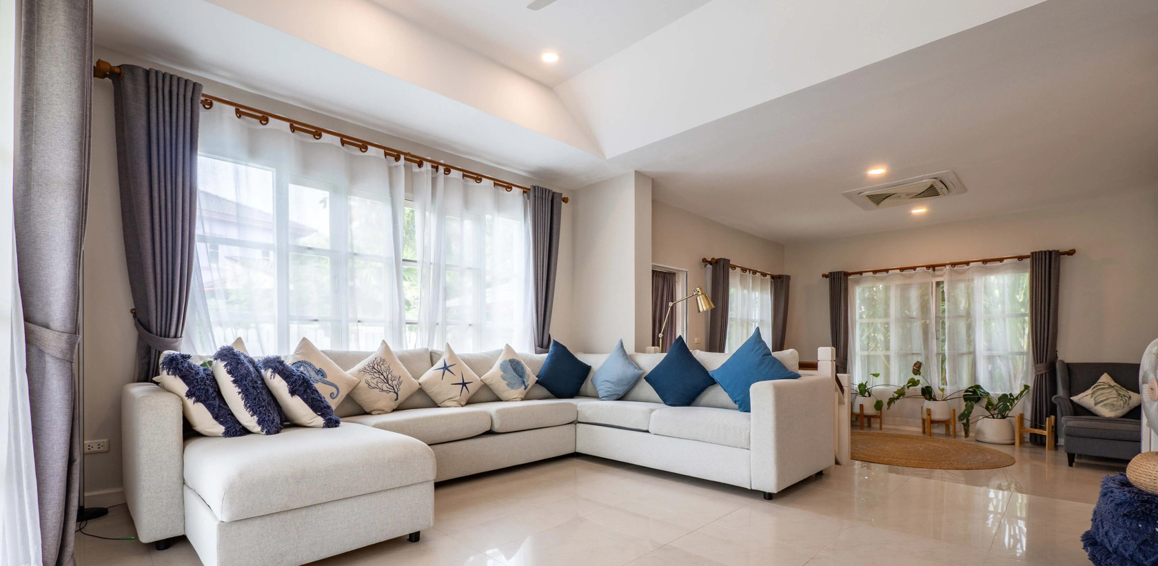 5 Bedroom House for Rent in Chalong at Land and Houses Park