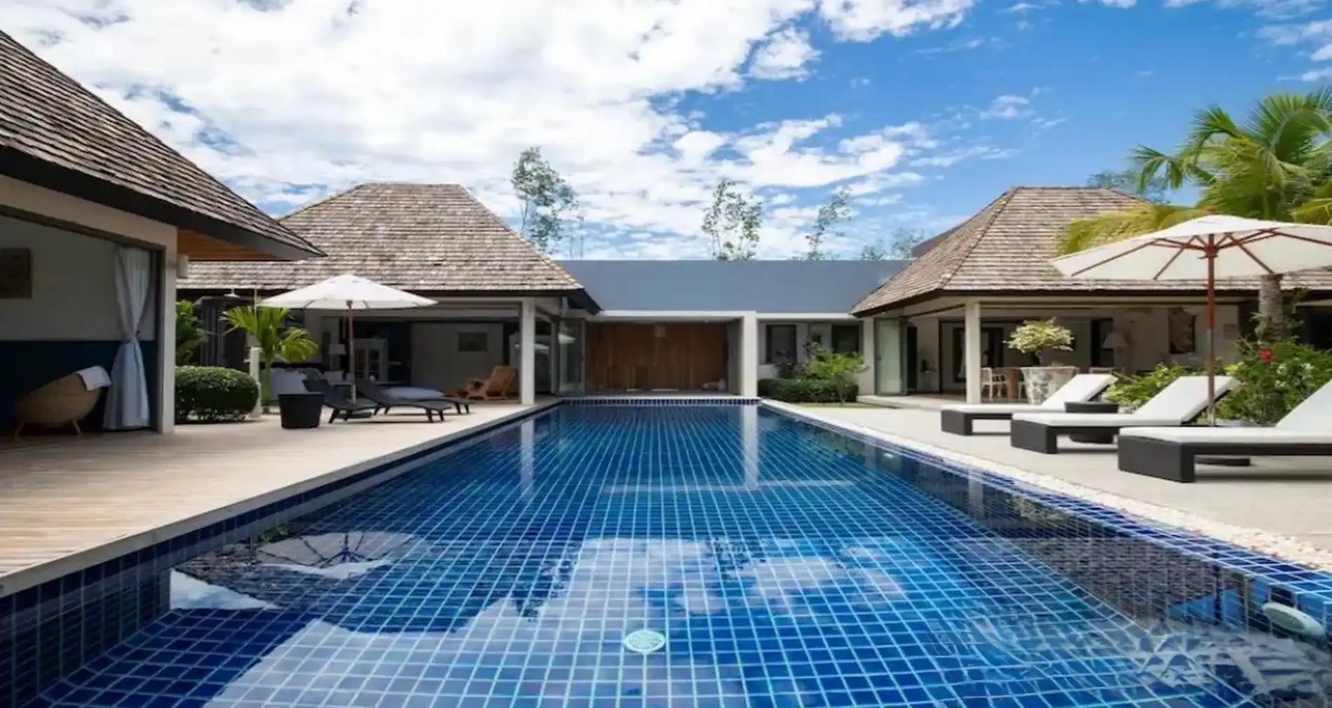 4 Bedroom Luxury Villa for Rent at Layan Hills Estate