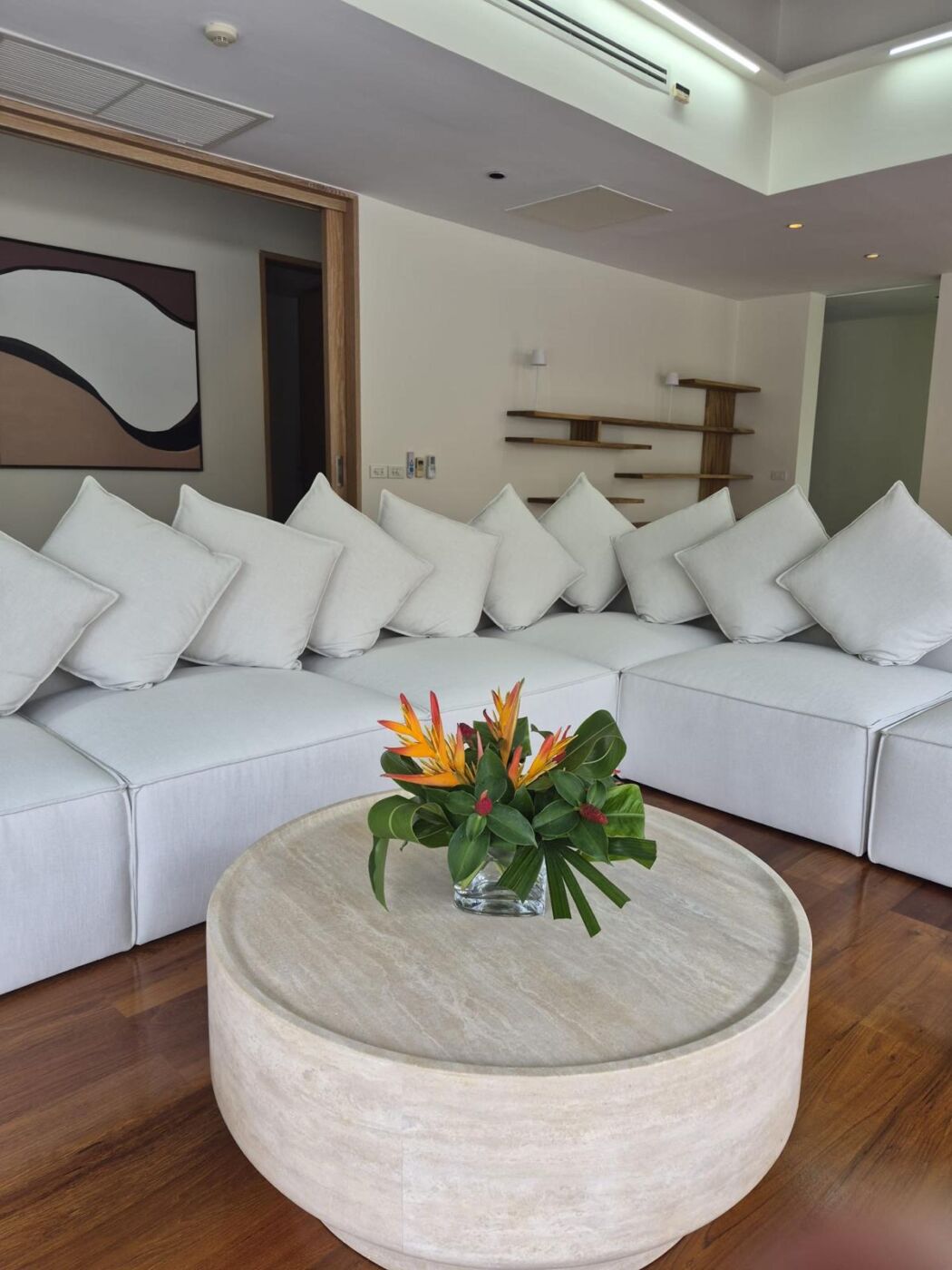 4 Bedroom Luxury Villa for Rent at Layan Hills Estate
