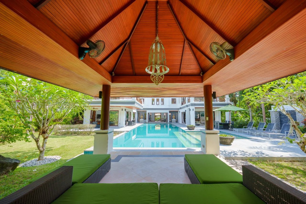 Luxury 6-Bedroom Marina Villa for Sale in Boat Lagoon Phuket