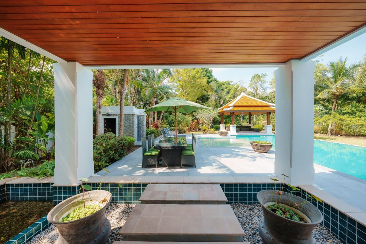 Luxury 6-Bedroom Marina Villa for Sale in Boat Lagoon Phuket
