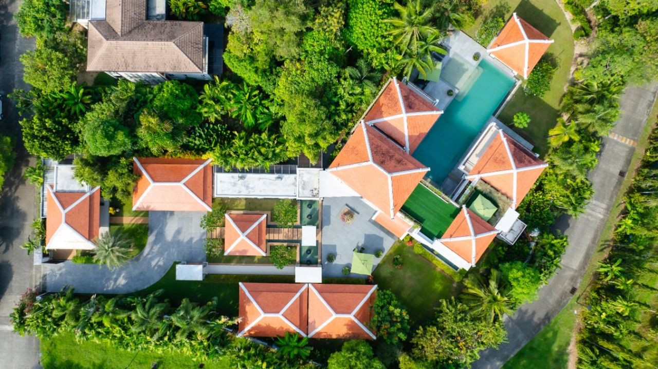 Luxury 6-Bedroom Marina Villa for Sale in Boat Lagoon Phuket