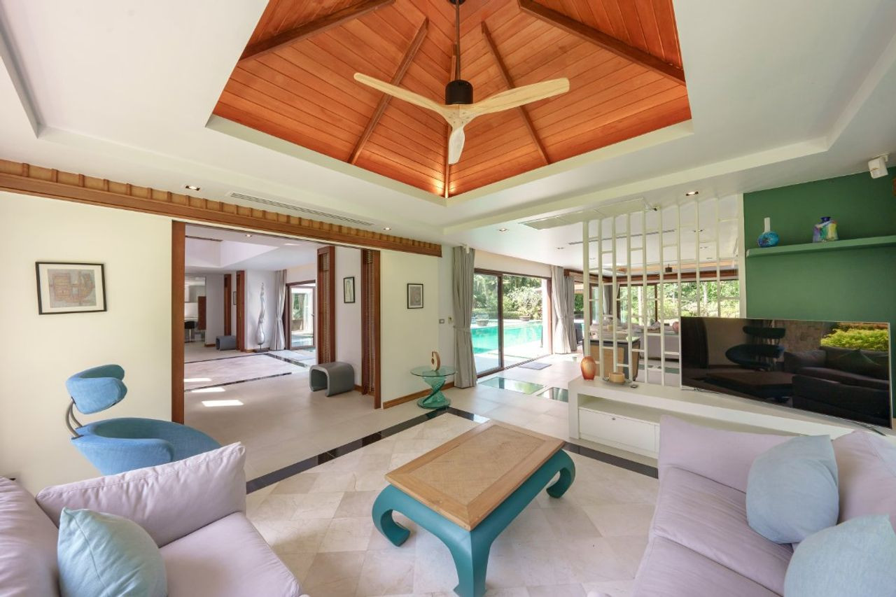 Luxury 6-Bedroom Marina Villa for Sale in Boat Lagoon Phuket