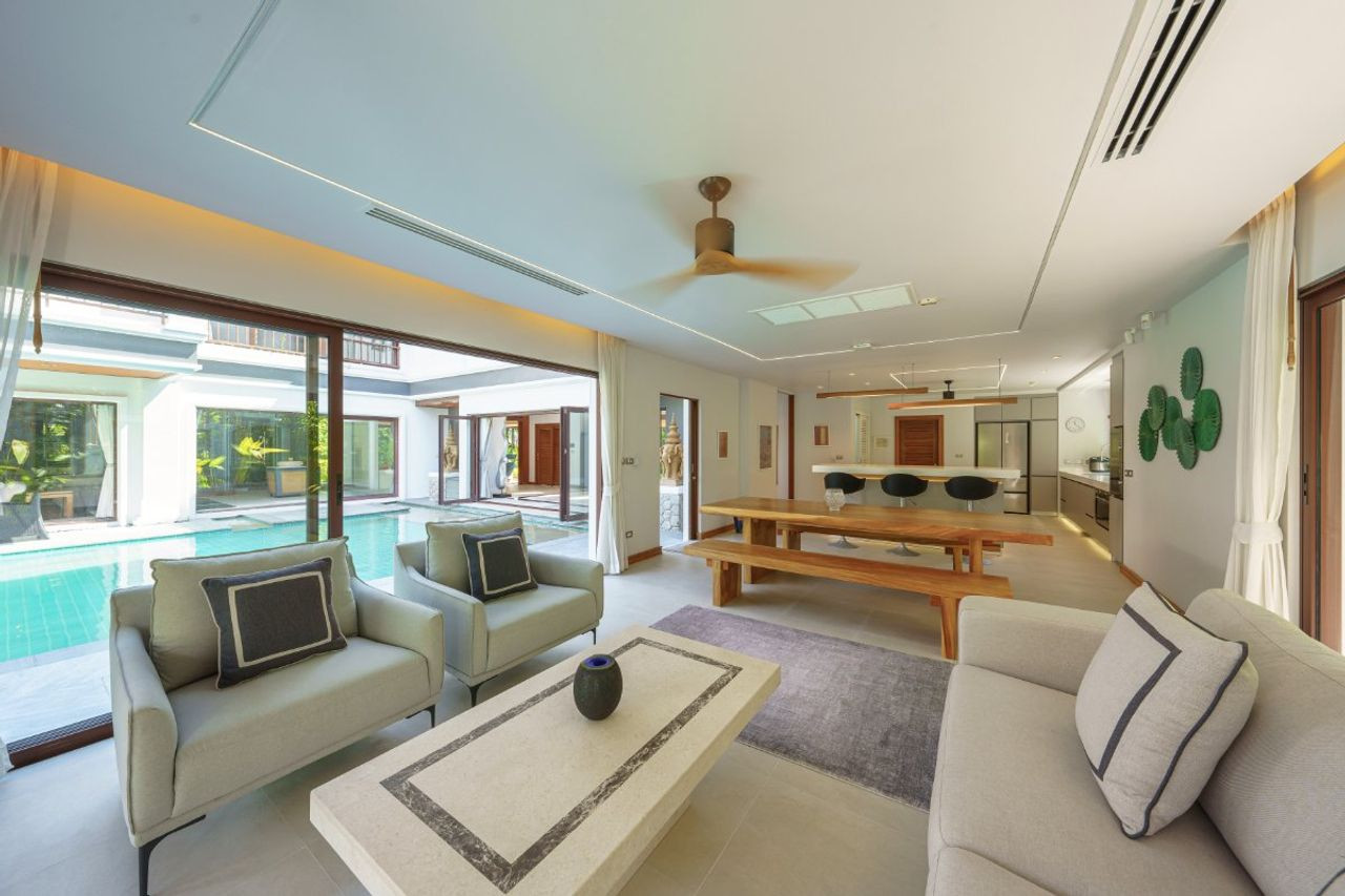 Luxury 6-Bedroom Marina Villa for Sale in Boat Lagoon Phuket