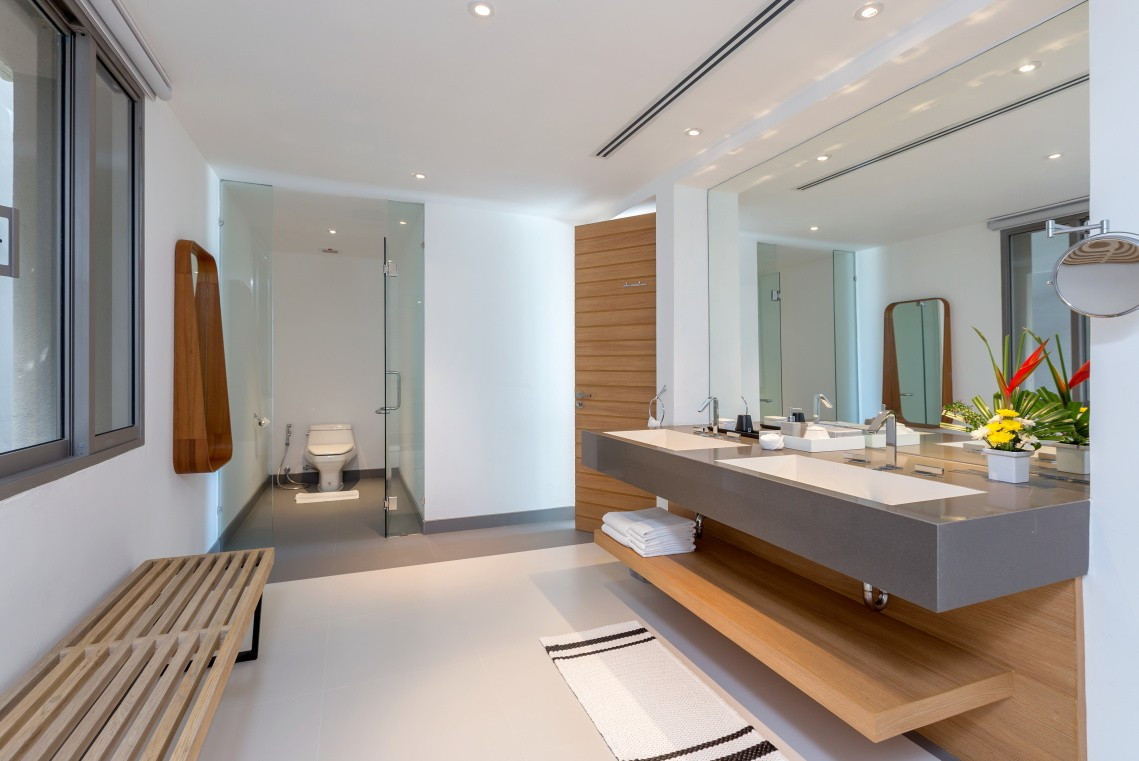 18-Bedroom Private Sea View Estate for Sale in Layan, Phuket