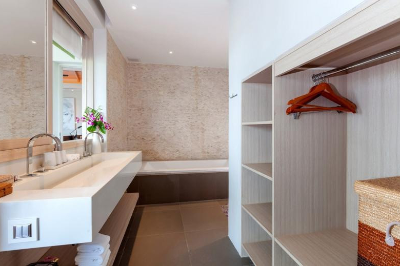 18-Bedroom Private Sea View Estate for Sale in Layan, Phuket