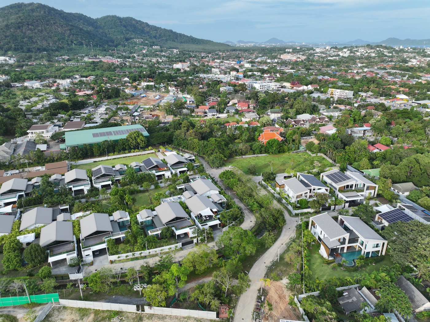 4-Bedroom Pool Villa for Sale at Nai Harn Baan Bua – Baan Varij