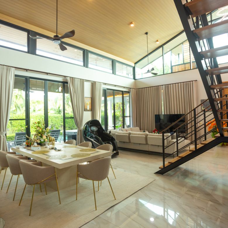 4-Bedroom Pool Villa for Sale at Nai Harn Baan Bua – Baan Varij