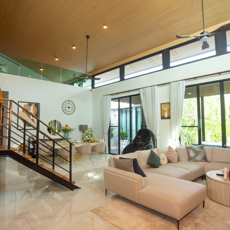 4-Bedroom Pool Villa for Sale at Nai Harn Baan Bua – Baan Varij