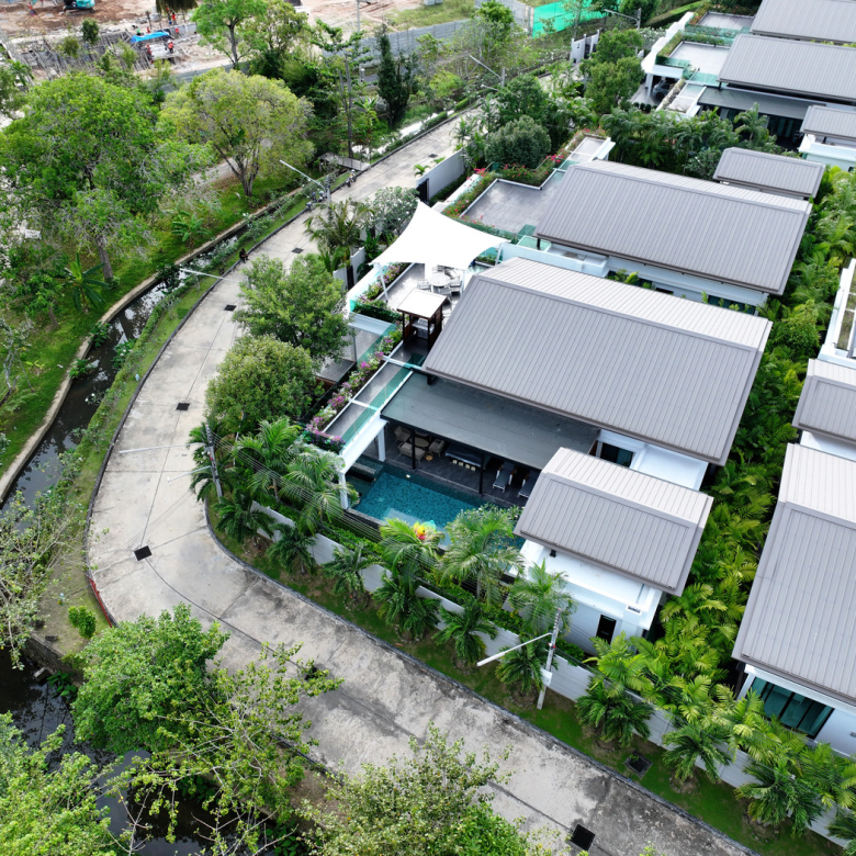 4-Bedroom Pool Villa for Sale at Nai Harn Baan Bua – Baan Varij
