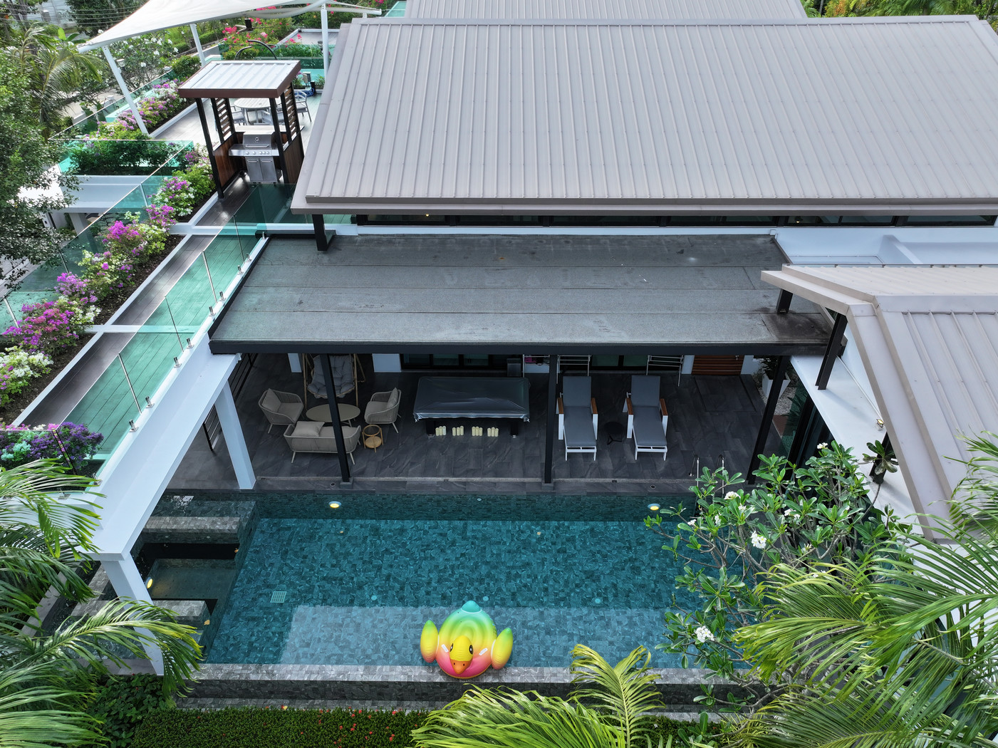 4-Bedroom Pool Villa for Sale at Nai Harn Baan Bua – Baan Varij