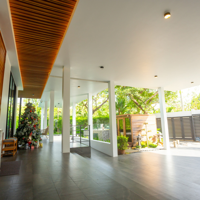 4-Bedroom Pool Villa for Sale at Nai Harn Baan Bua – Baan Varij