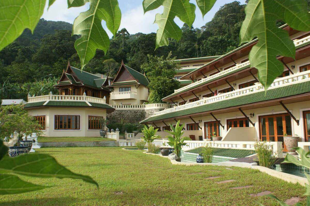Sea View Hotel for Sale in Patong | 24-Apartment Estate