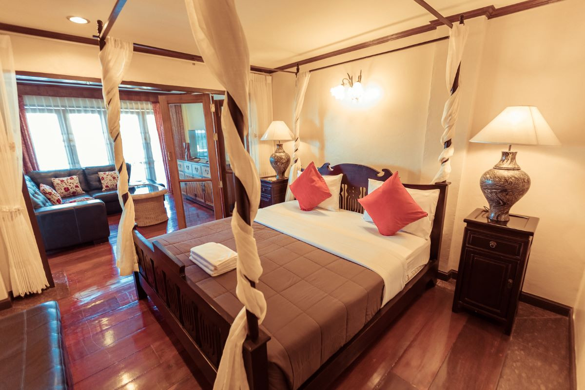 Sea View Hotel for Sale in Patong | 24-Apartment Estate