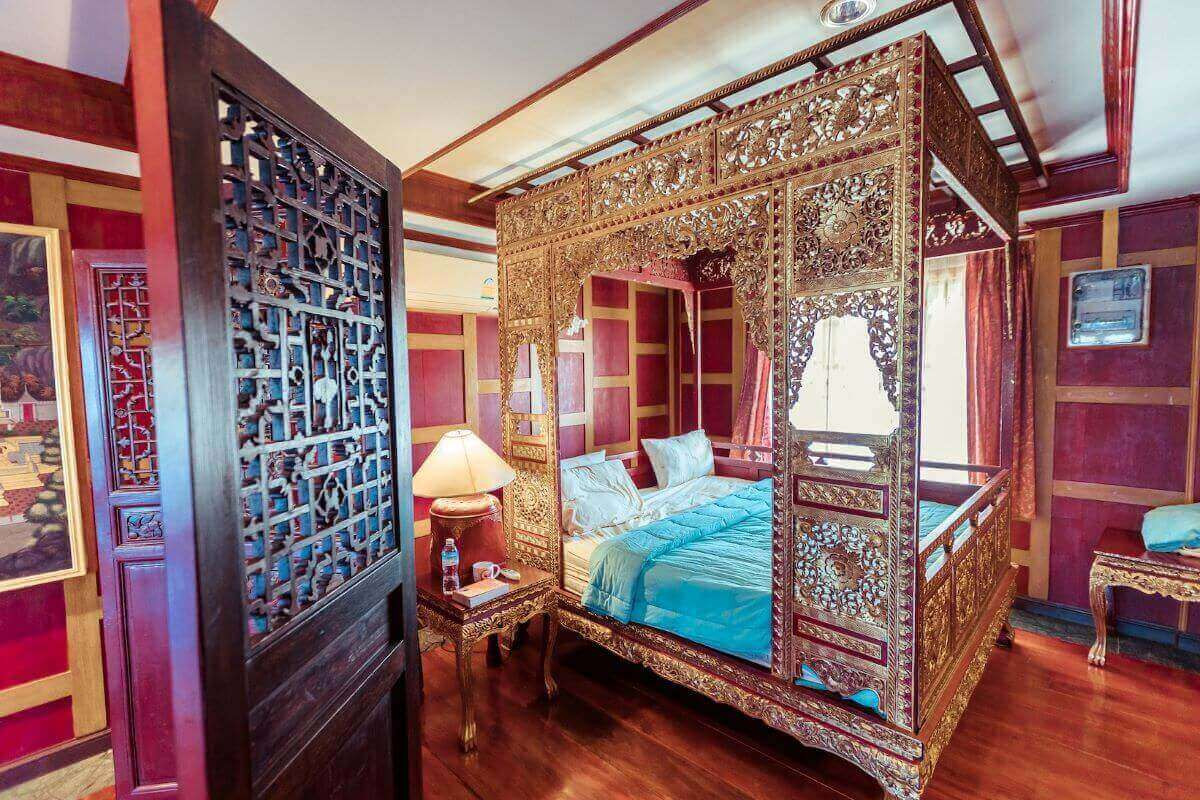 Sea View Hotel for Sale in Patong | 24-Apartment Estate