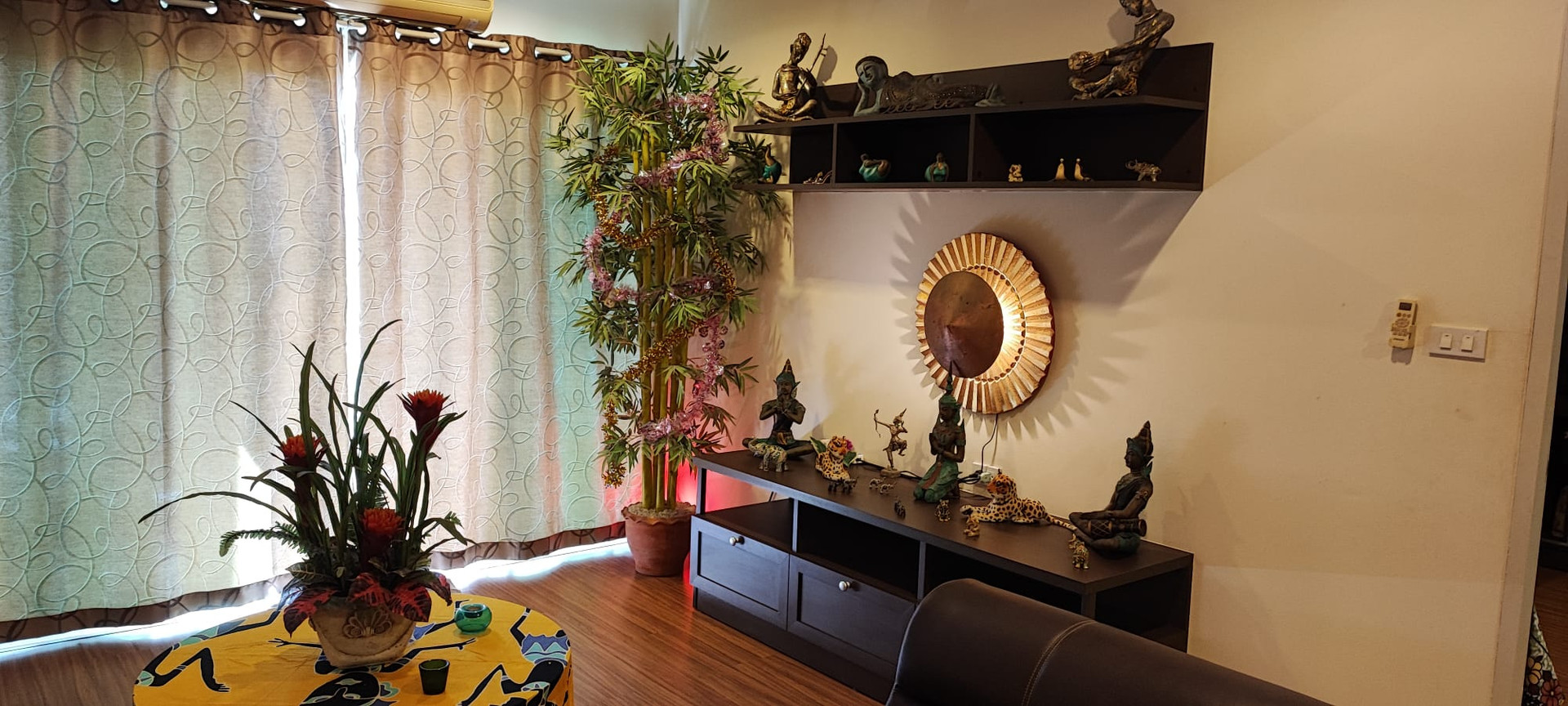 Spacious 1 Bedroom Foreign Freehold Condo for Sale at Phuket Villa Patong Beach