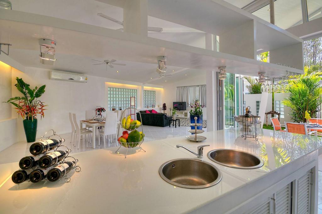 5-Villa Private Estate for Sale near Ao Po Marina, Phuket