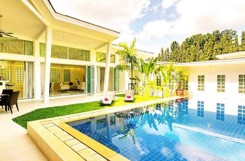 5-Villa Private Estate for Sale near Ao Po Marina, Phuket