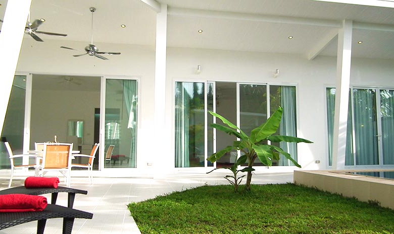 5-Villa Private Estate for Sale near Ao Po Marina, Phuket