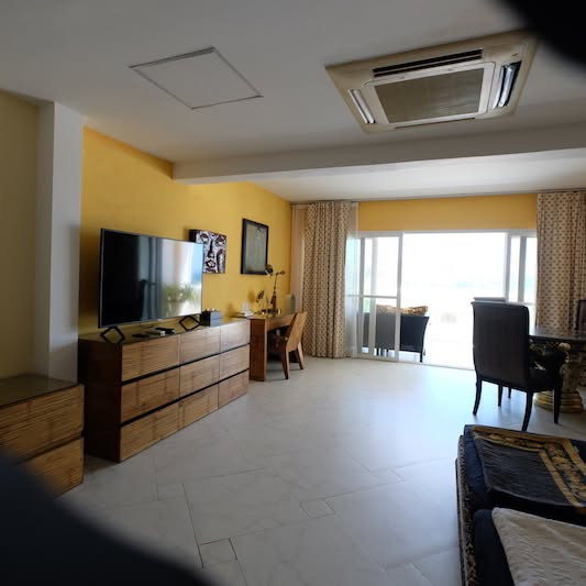 Sea View 1-Bedroom Suite for Rent in Patong