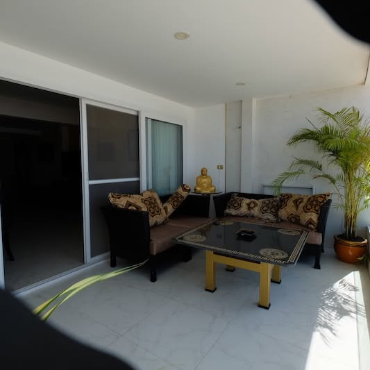Sea View 1-Bedroom Suite for Rent in Patong