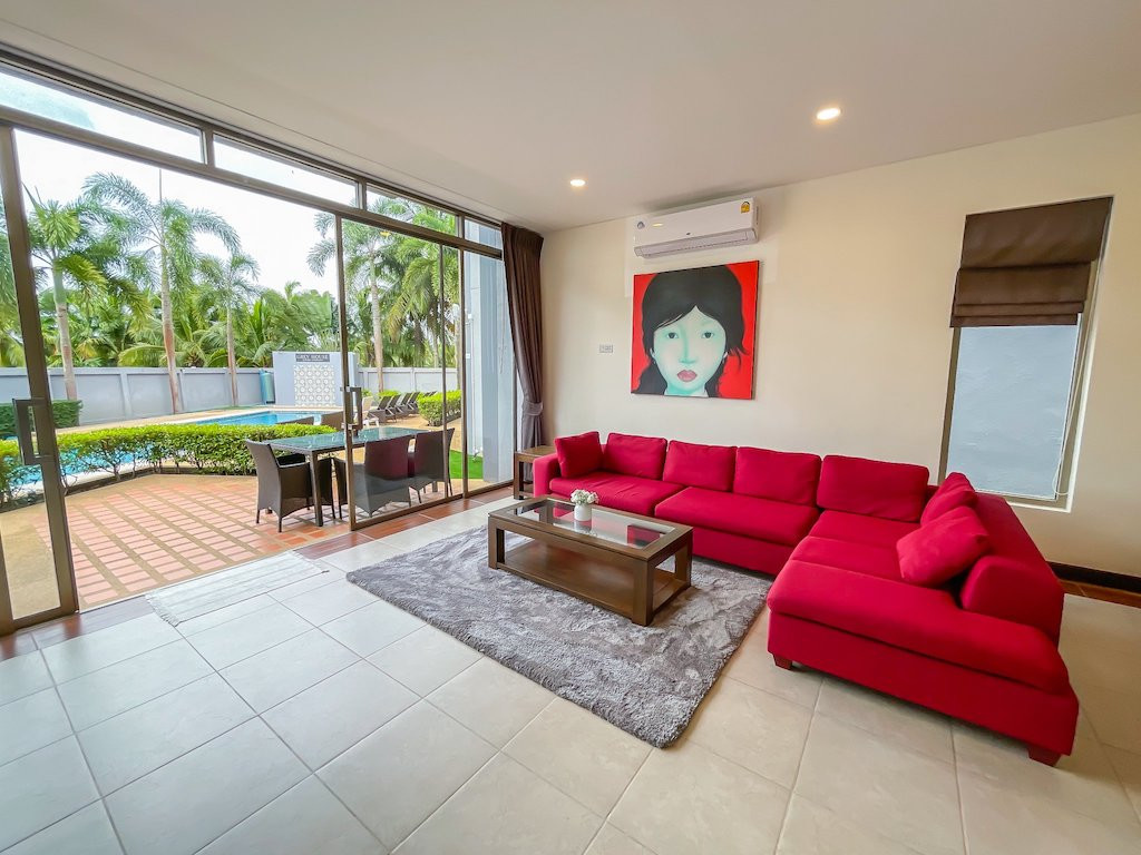 Resort for Sale in Paklok Phuket with 5 Villas