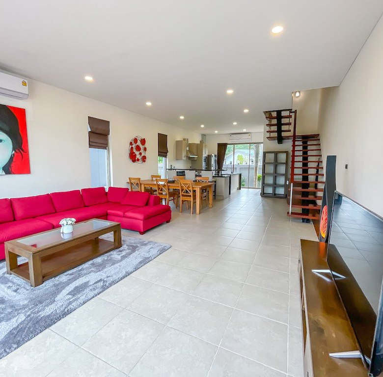 Resort for Sale in Paklok Phuket with 5 Villas