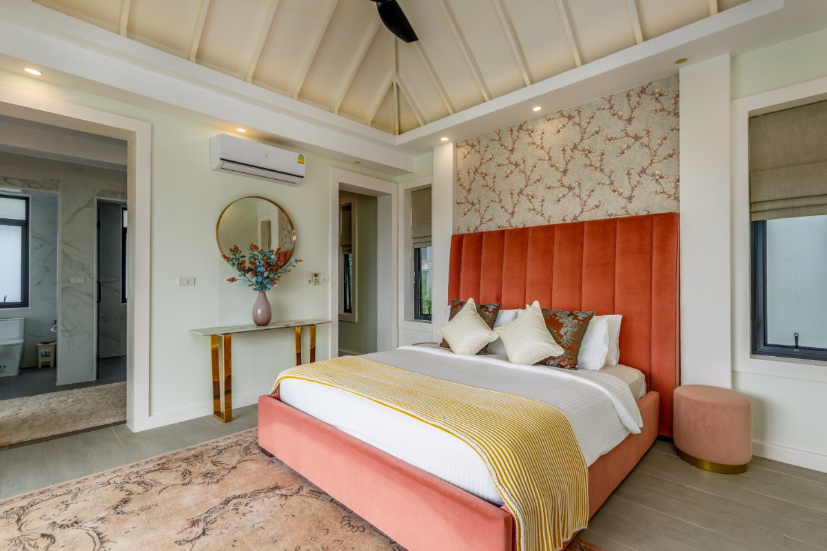 5-Bedroom Sea View Pool Villa for Sale in Surin, Phuket