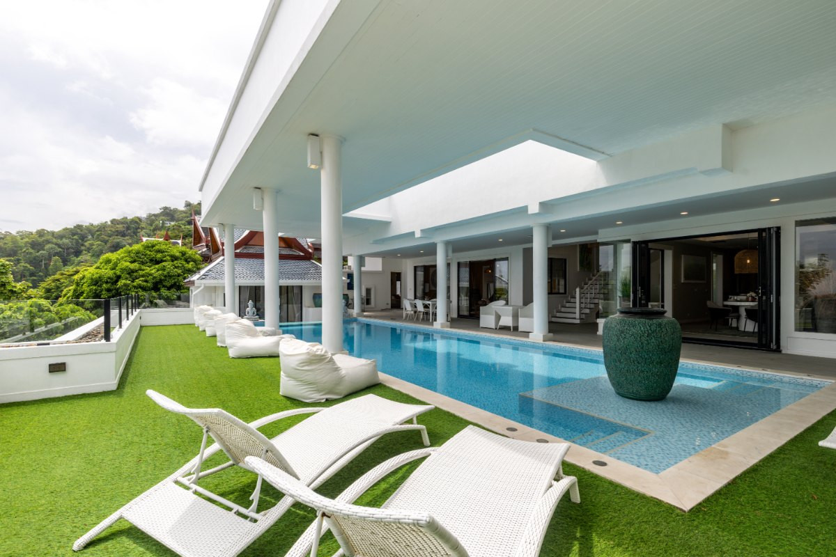 5-Bedroom Sea View Pool Villa for Sale in Surin, Phuket