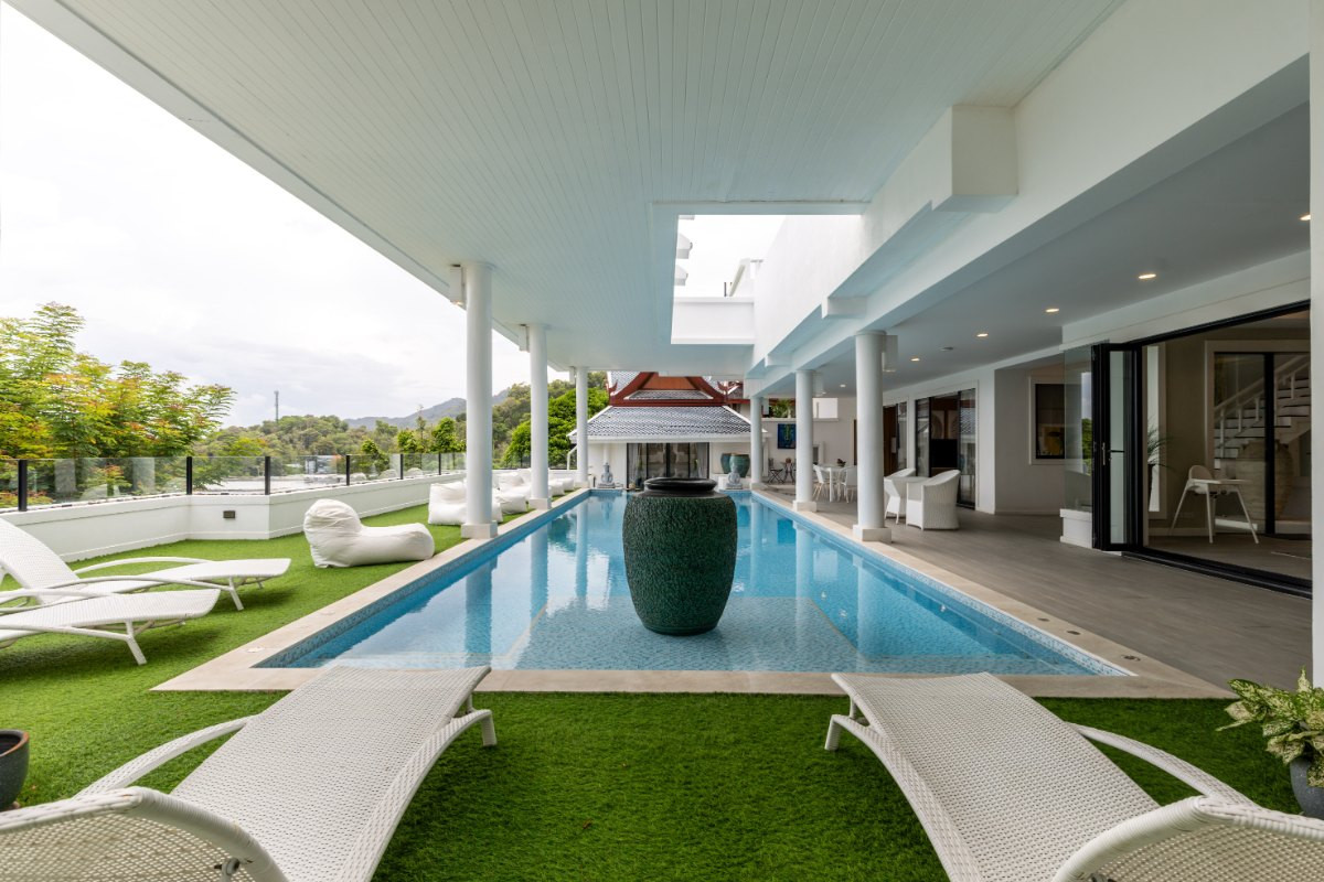 5-Bedroom Sea View Pool Villa for Sale in Surin, Phuket