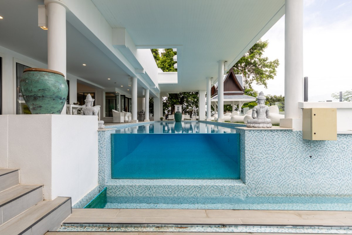 5-Bedroom Sea View Pool Villa for Sale in Surin, Phuket