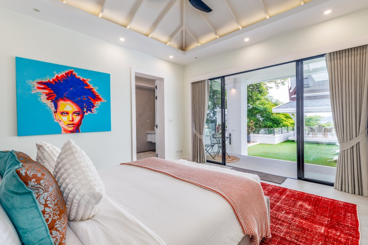 5-Bedroom Sea View Pool Villa for Sale in Surin, Phuket